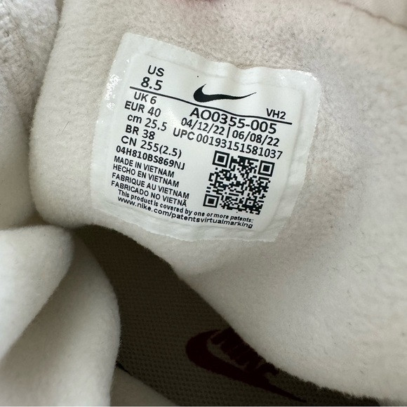 Nike Tanjun High Rise Sneakers in Phantom/Desert Sand/Gym Red Women's Size 8.5 - Picture 15 of 16